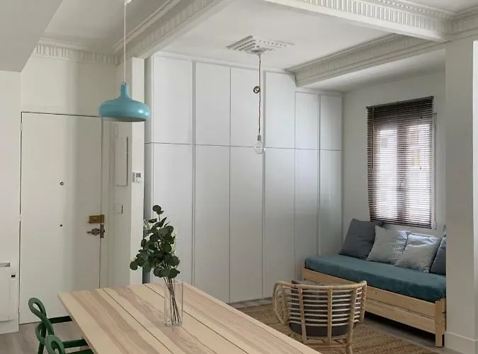 Apto Comfortable En Maria Pita, Centro Ciudad *